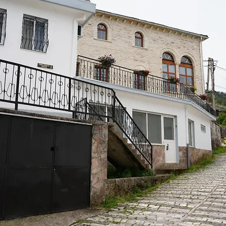 Emblematic House 3 Appartement *