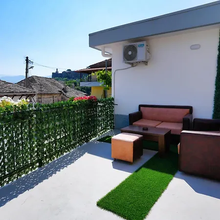 Emblematic House 3 * Gjirokaster