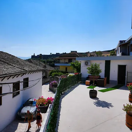 Emblematic House 3 Appartement