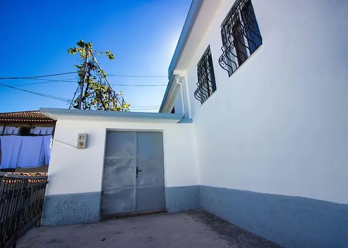 Emblematic House 3 Апартаменты Гирокастра