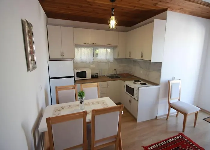 Emblematic House 3 Gjirokastër